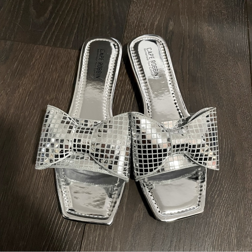 Cape Robbin Silver Slide Sandals